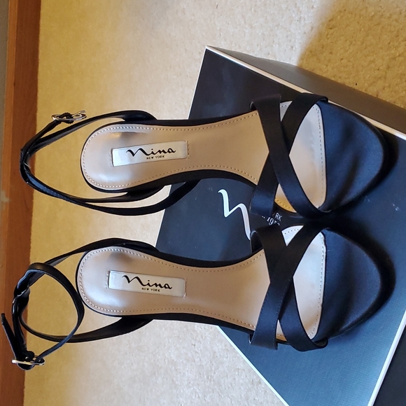 Nina Meryly Black and Silver Rhinestone Heels - Picture 3 of 7